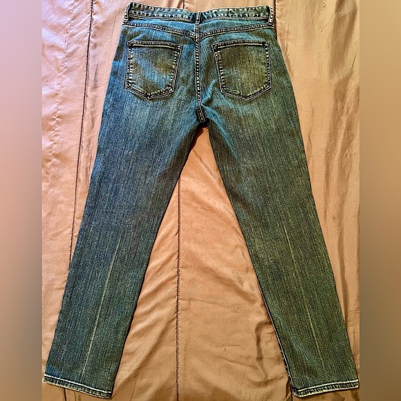 Women’s GAP Always Skinny High Rise Jeans size 29 Stretch Lightly Distressed GUC - Picture 5 of 6